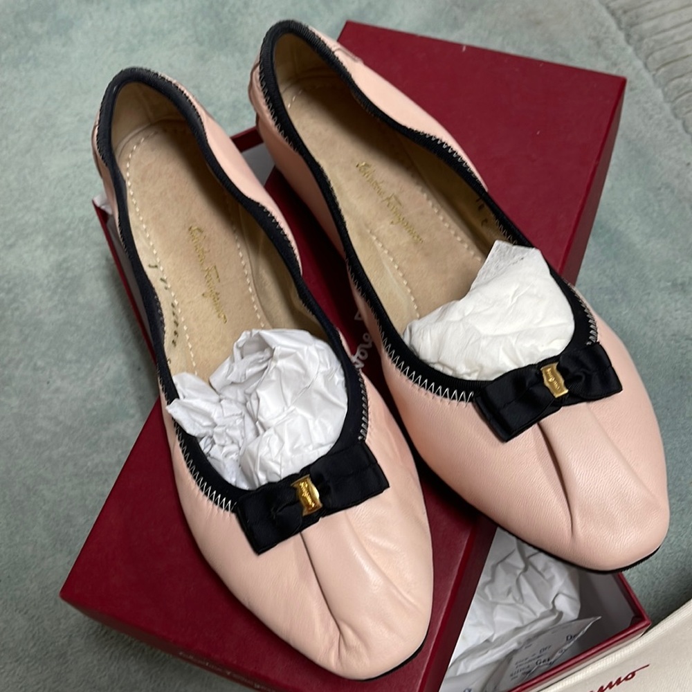 NIB Salvatore Ferragamo My Joy 10C Bon Bon Lamb